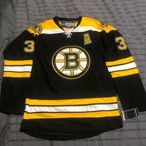 NHL Boston Bruins L - Bergeron #37 Reebok BNWT